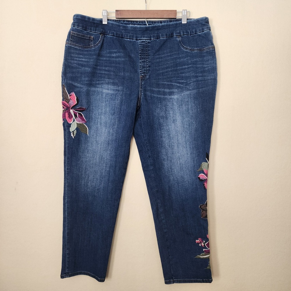 Chicos Pull On Jegging Ankle Jeans Size 4R 20R Floral Embroidered Beaded Denim